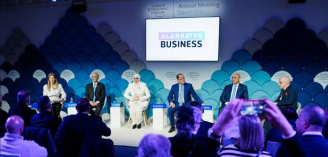 صورة من الجلسة