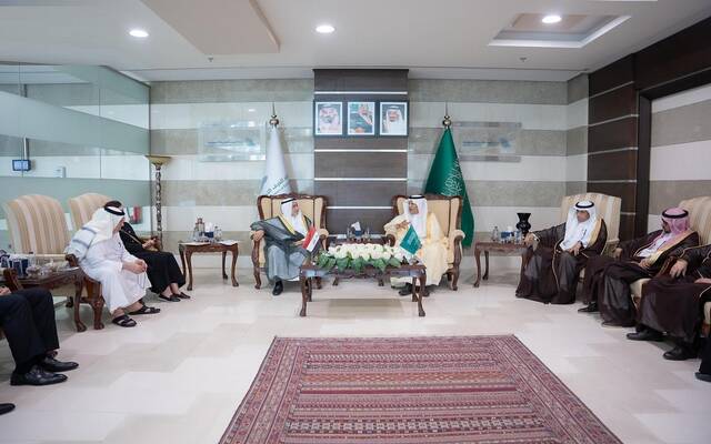 رئيس اتحاد الغرف السعودية يلتقي رئيس لجنة الصداقة والأخوة العراقية السعودية بالبرلمان العراقي