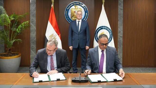 مراسم التعاقد