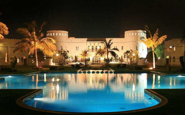 يبدأ 9 مايو.. عرض شراء أسهم فنادق الباطنة قبل تحولها لمساهمة مغلقة