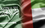 علم الإمارات العربية المتحدة وعلم المملكة العربية السعودية