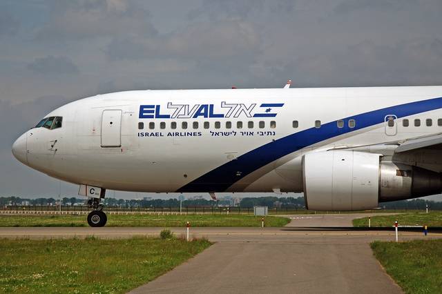 El Al seeks approval to use Saudi airspace