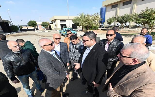 الإسكان: إتاحة 20 قطعة أرض بمدينة شرق بورسعيد لإقامة منطقة لوجستية