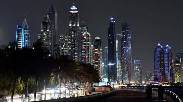 خبراء: الإنفاق الحكومي الإماراتي يحفز استثمار القطاع الخاص