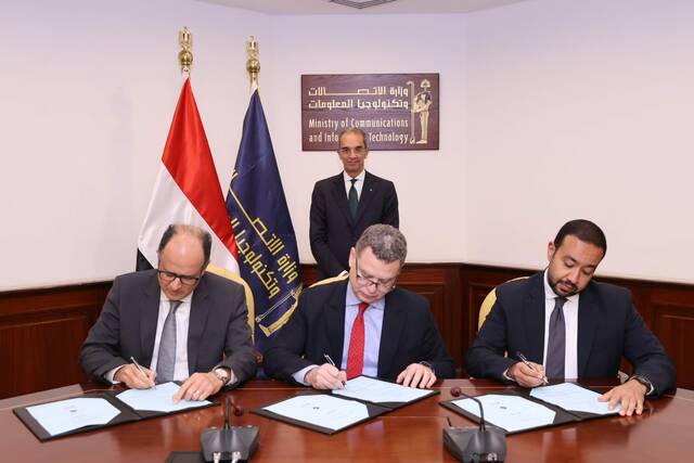 مصر.. الاتفاق على مشروع تطوير أجهزة "الراوتر" الداعمة للإنترنت فائق السرعة