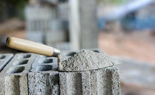 تراجعت أرباح شركة الأسمنت الوطنية 52% في الربع الأول من عام 2026