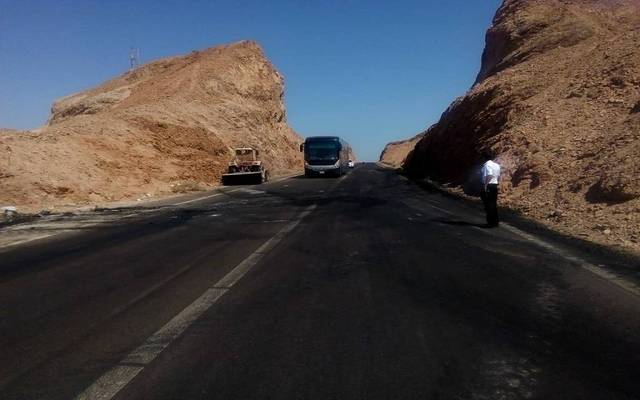 Kuwait Fund inks deal to finance Egypt’s new road in Sinai with $86m