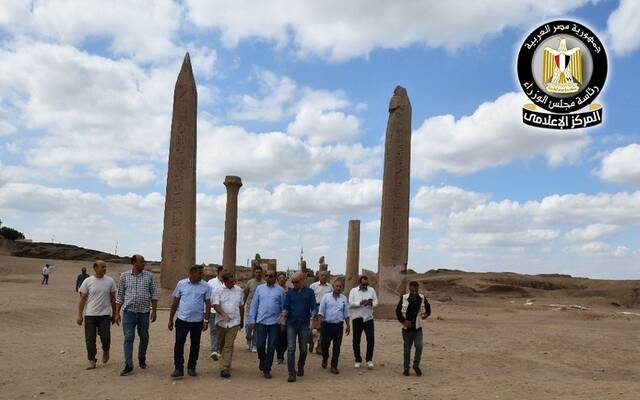 البعثة الأثرية الفرنسية العاملة بمنطقة آثار صان الحجر