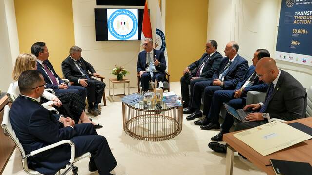 جانب من اللقاءات