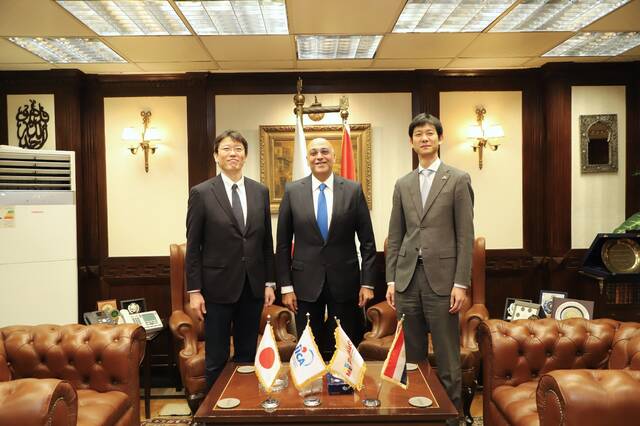 تعاون بين الجايكا اليابانية وجهاز تنمية المشروعات لتطوير المشروعات الصناعية بمصر