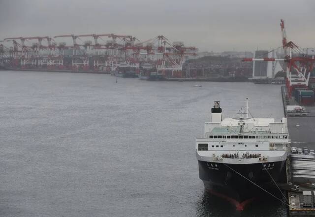 الهند تزيد مشترياتها من النفط الأمريكي وتقلص العجز التجاري