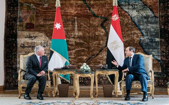 السيسي وعاهل الأردن يبحثان توسيع التعاون وتطورات الأوضاع الإقليمية