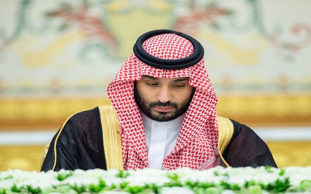 الأمير محمد بن سلمان بن عبدالعزيز آل سعود ولي العهد رئيس مجلس الوزراء خلال الاجتماع