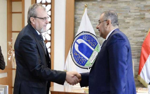 وزارة: وفد روسي يعرض بناء مفاعل نووي بالعراق