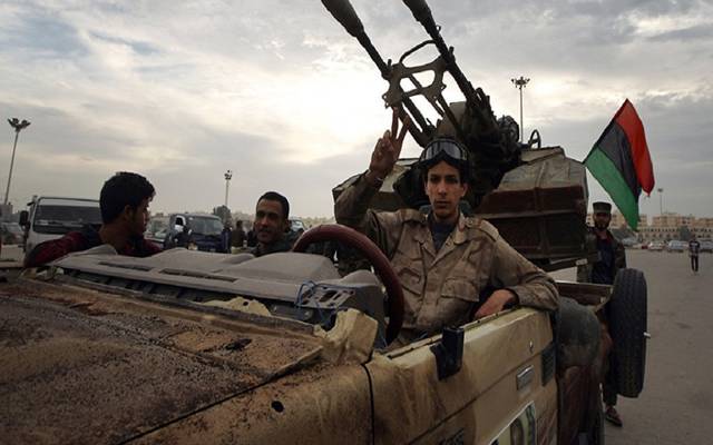 وكالة: الجيش الليبي يتصدى لهجوم مسلح على منشأة عسكرية بـ"سبها"