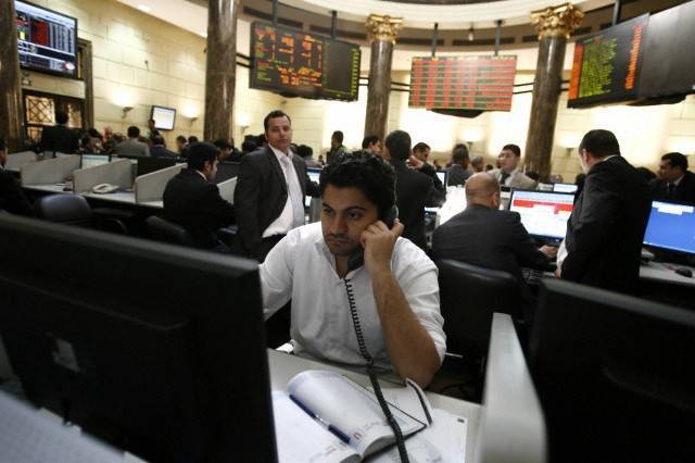 البورصة تستقر فوق مستوي الـ5 الأف نقطة بارتفاع 0.6%.. وأداء سلبي لمؤشري "EGX70"و"EGX100"