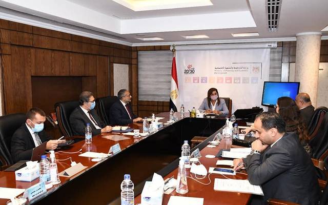 "التخطيط" تبحث آخر تطورات المشروع القومي لتنمية الأسرة المصرية