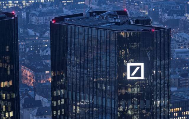 Deutsche Bank posts EUR 409m loss in Q4
