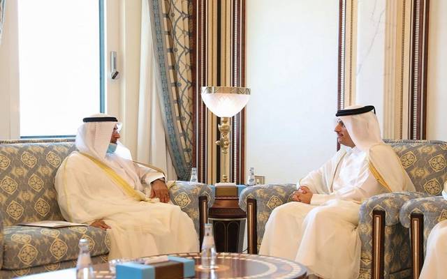 "الحجرف" يجتمع مع وزراء قطريين لمناقشة التعاون الخليجي