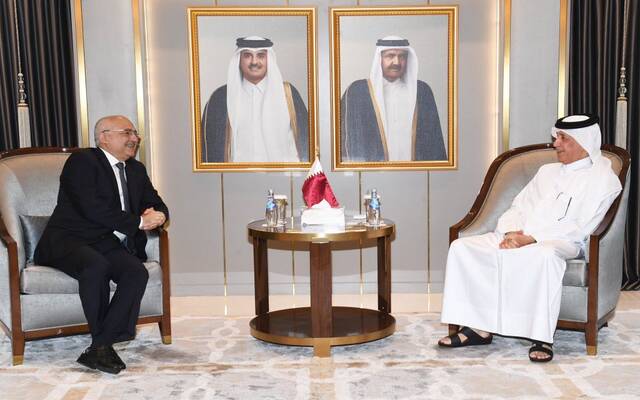 أمير قطر يتلقى رسالة خطية من رئيس أذربيجان