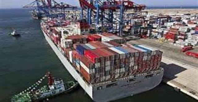"المتحدة للشحن" تنفي ضخ استثمارات بـ 40 مليون جنيه في ميناء أبو قير