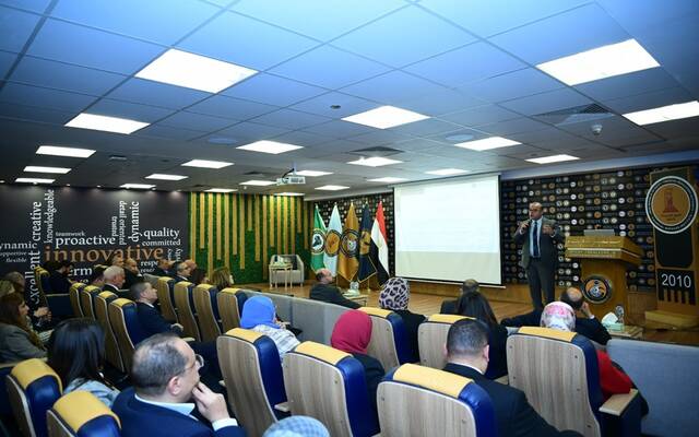 الرقابة المالية تستعرض تجربة إطلاق أول سوق كربون طوعي مع اتحاد بنوك مصر