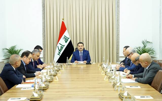 السوداني يوجه بسرعة إنشاء المنصة الثابتة الخاصة باستيراد الغاز في ميناء الفاو