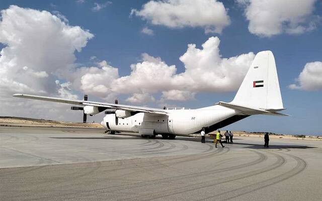 مصر تستقبل طائرتي مساعدات إماراتية وبلجيكية لصالح قطاع غزة
