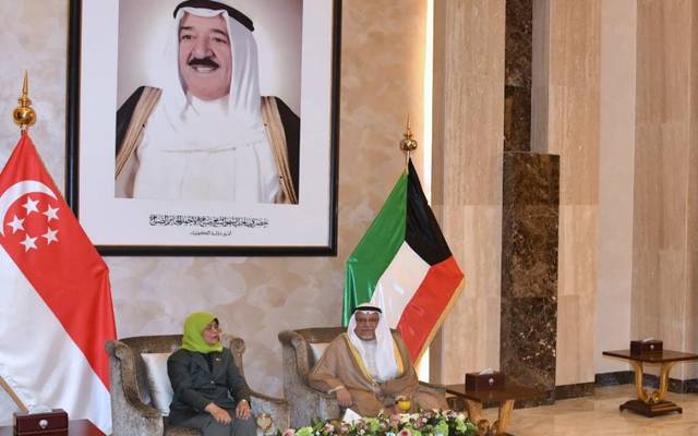 رئيسة سنغافورة تصل إلى الكويت في زيارة رسمية