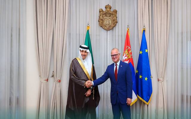 خلال لقاء وزير النقل والخدمات اللوجستية السعودي، صالح الجاسر مع الوزير الصربي