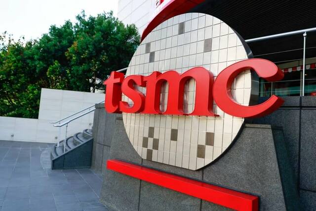 نتائج TSMC تفوق التوقعات مع أرباح 15 مليار دولار