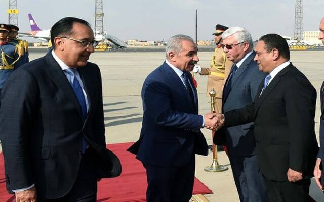 استقبال مصطفى مدبولي محمد أشتية رئيس وزراء فلسطين