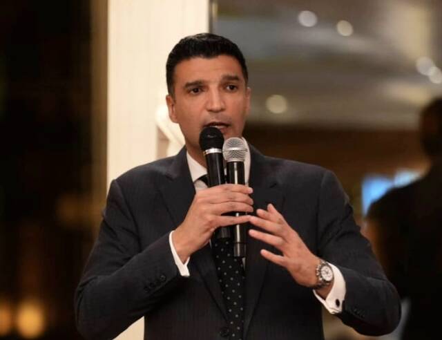 خالد هاشم، وزير الصناعة