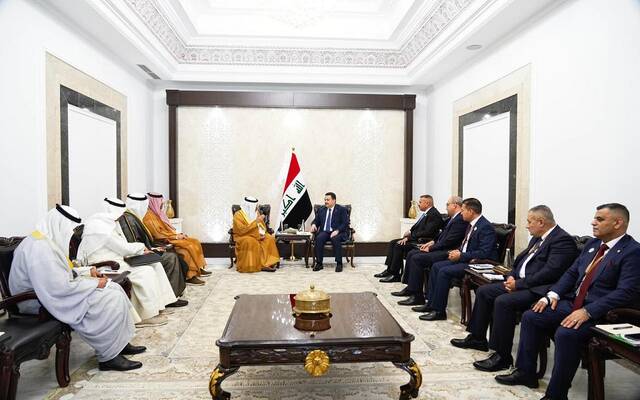 رئيس مجلس الوزراء العراقي يستقبل النائب الأول لرئيس الوزراء الكويتي