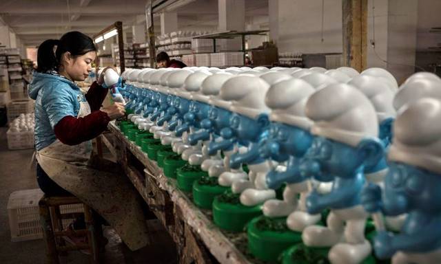 Chinese factory activity shrinks in June  – Caixin
