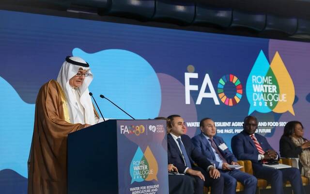 وزير البيئة والمياه والزراعة عبد الرحمن الفضلي خلال المنتدى العالمي للأغذية في روما