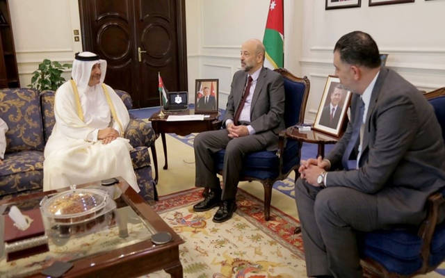 الأردن وقطر يتفقان على افتتاح مركز لتسهيل منح تأشيرات العمل