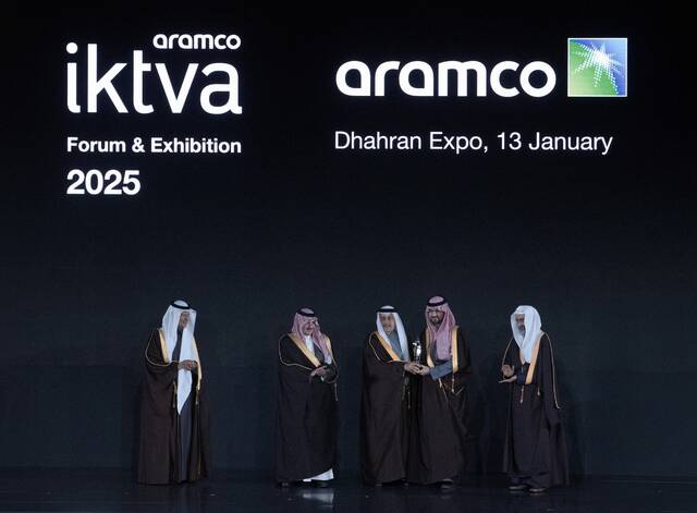 "أرامكو" توقّع 145 اتفاقية ومذكرة تفاهم بقيمة 33.7 مليار ريال بمنتدى "اكتفاء"