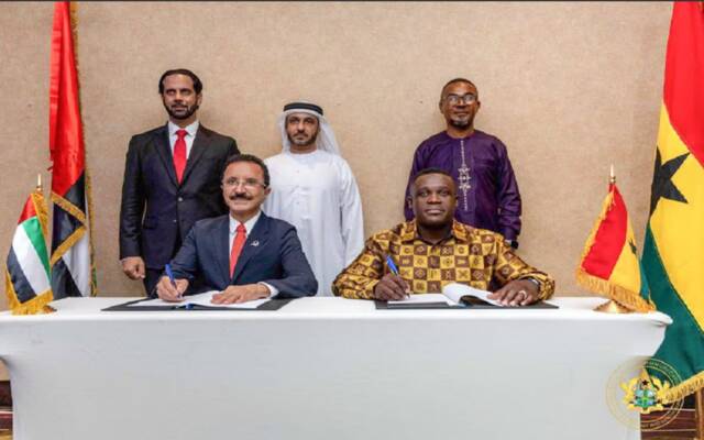 جانب من توقيع  مذكرة تفاهم