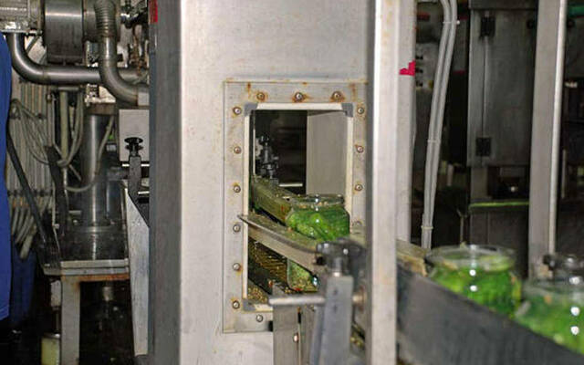 خطوط الإنتاج بالشركة