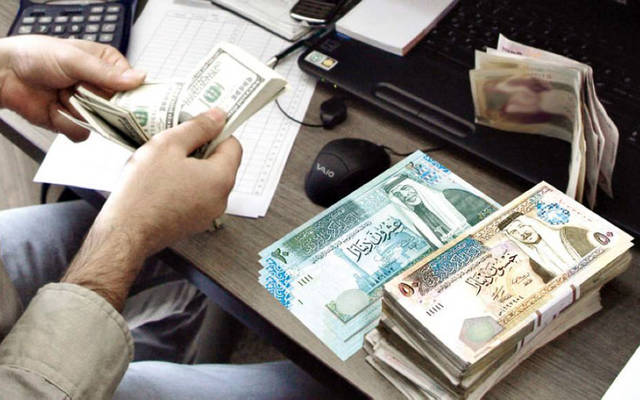 الدينار الأردني يتراجع أمام اليورو ويرتفع أمام عملات خليجية
