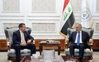 وزير المالية خلال استقباله ممثل البنك الدولي لدى العراق