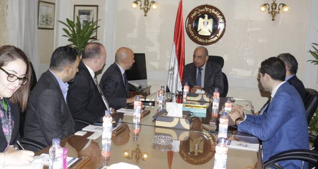 جانب من المباحثات