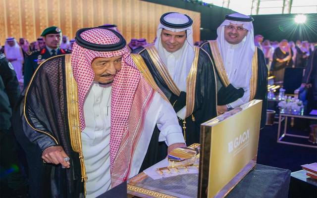 بالصور.. الملك سلمان يفتتح مطار الملك عبدالعزيز الدولي الجديد بجدة