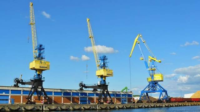 German import prices fall at fastest pace in 2 years