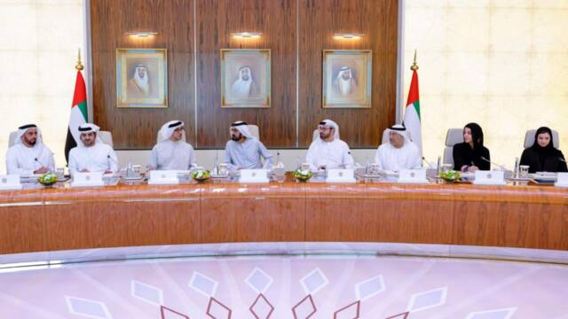 مجلس الوزراء الإماراتي يعتمد إطاراً عاماً للتحول الرقمي الحكومي