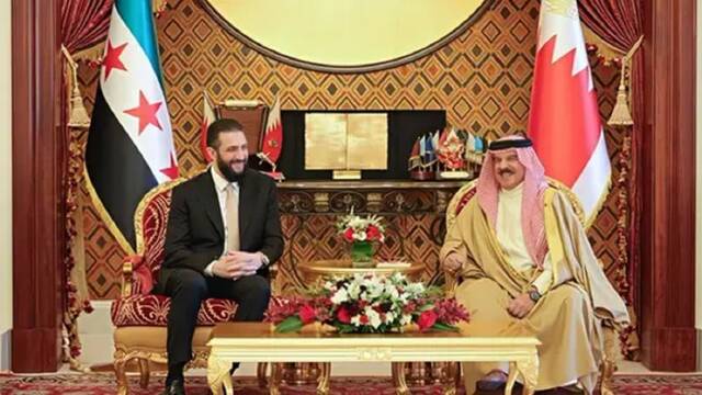 لقاء سابق