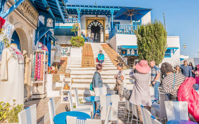عائدات السياحة في تونس تتجاوز 5 مليارات دينار