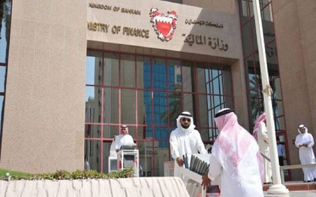 "المالية البحرينية" توقع اتفاقية لإنشاء نظام استرداد مبالغ "المضافة" للسياح