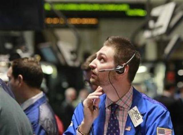 عند المنتصف..المؤشر القطري يرتفع 0.21%